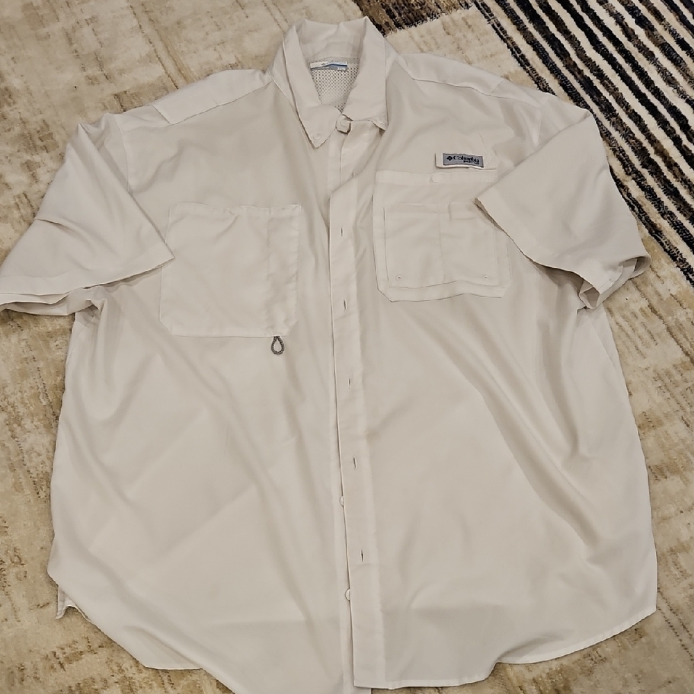 Columbia Men’s Short-Sleeve Button-Down Shirt - Off-White